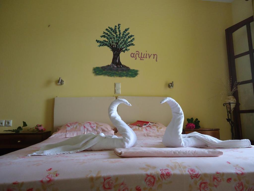 Almini Apartments Plataria Room photo